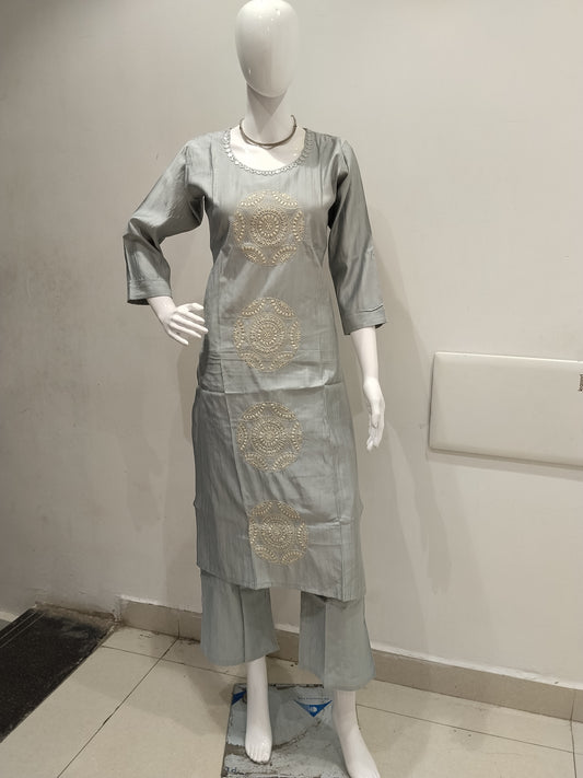 Embroidered 2 Piece Set