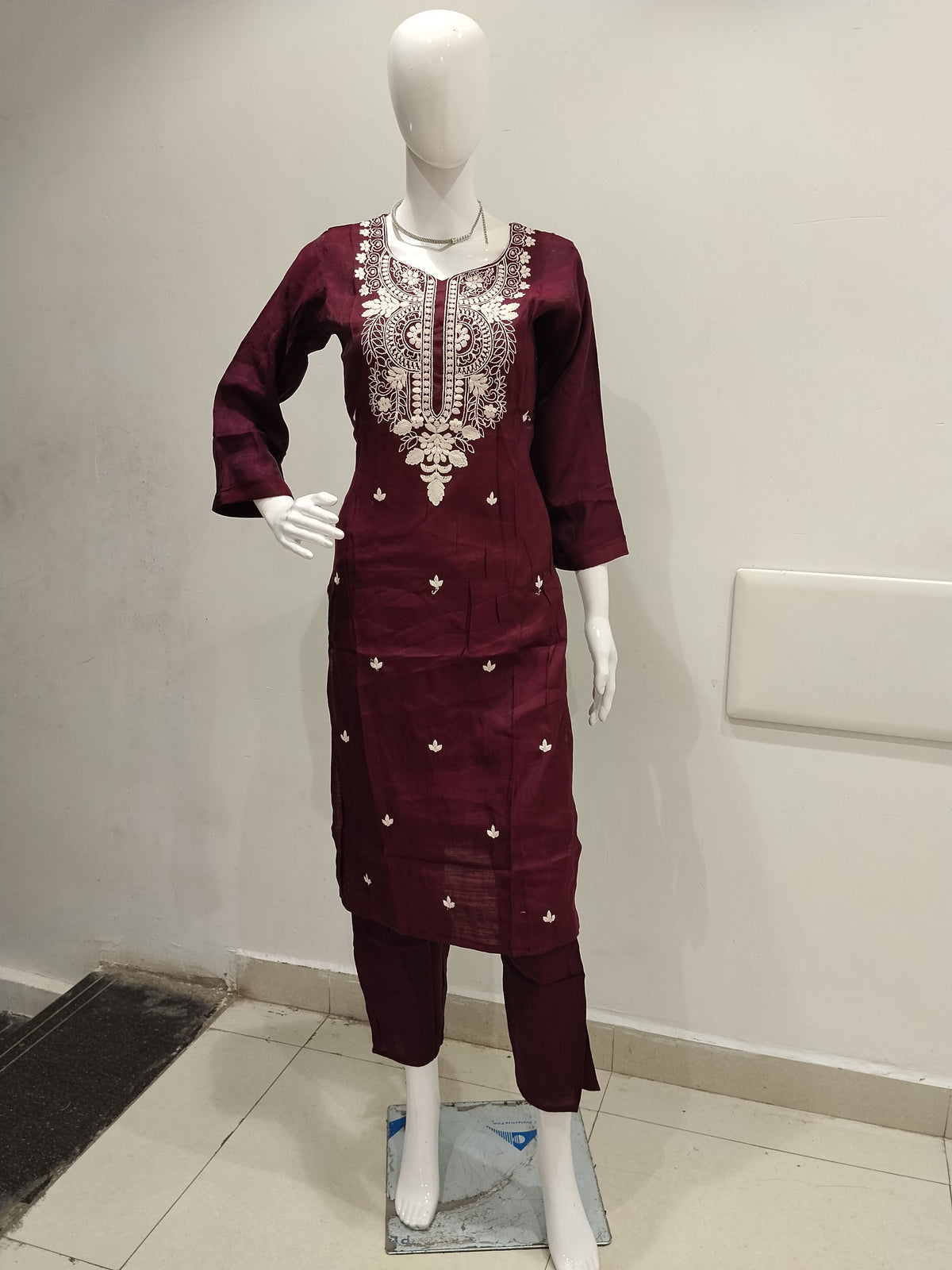 Embroidered 2 Piece Set