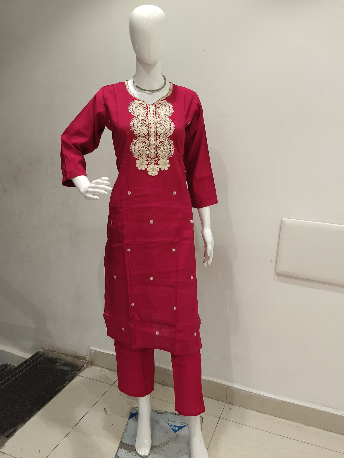 Embroidered 2 Piece Set