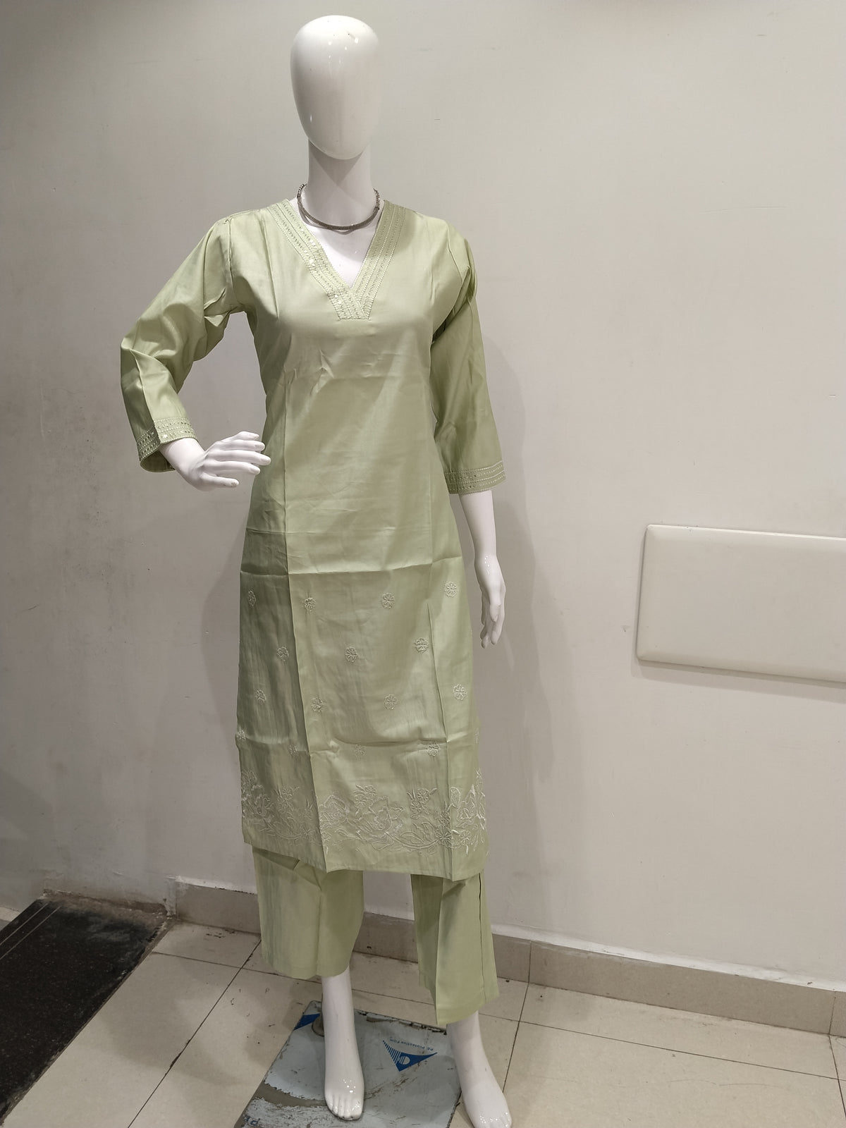 Embroidered 2 PIece set
