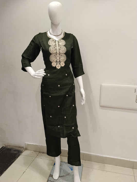 Embroidered 2 Piece set