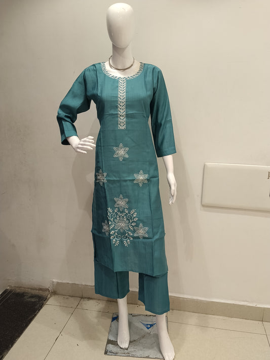 Embroidered  2 Piece set
